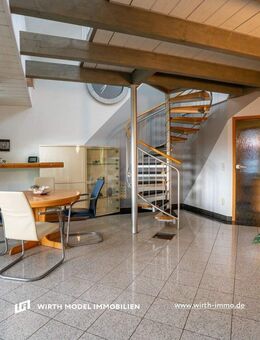 Ansprechende Maisonette-WHG mit EBK, Balkon und TG-Stellplatz in zentraler ruhiger Lage |Erbbaurecht - Schweinfurt