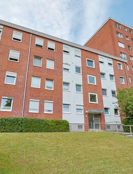 Einzugsbereit! Helle 3-Zimmer-Wohnung mit Balkon sucht neue Eigentümer - Plön