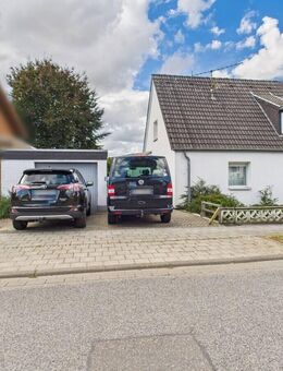 Solide Doppelhaushälfte mit großem Grundstück in Düren-Echtz - Düren