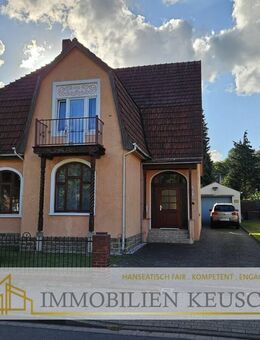 Preis deutlich reduziert ! Große Stadtvilla mit viel Platz & Potenzial, sehr großer & ruhiger Garten - Ritterhude