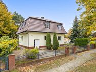 Schönes Einfamilienhaus im Villenstil mit Doppelgarage in den beliebten Flussviertel - Falkensee