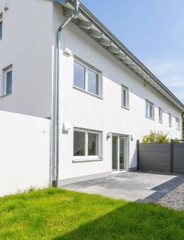 Neubau von 2023 - Reihenendhaus mit Einzelgarage und Stellplatz - PV und Speicher - TOP-Modern ! - Todtenweis