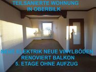 TEILSANIERT IN OBERBILK NEUE ELEKTRIK NEUE VINYLBÖDEN RENOVIERT 2 BÄDER BALKON 5. ETAGE OHNE AUFZUG - Düsseldorf