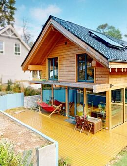 Modernes Holzhaus in Hanglage mit großer Terrasse - Rangsdorf