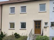 Attraktives Reihenmittelhaus in guter Lage - Neustadt (Aisch)