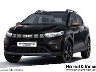 Dacia Sandero, Stepway Extreme TCe 110 Fahrerairbag, Jahr 2022 - Braunschweig