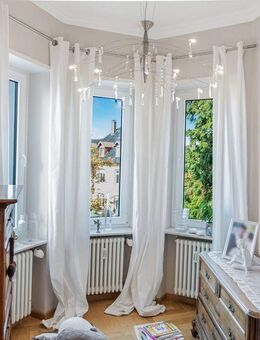 Stilvolle Altbauwohnung mit Südwestbalkon in Premiumlage am Annaberg - Baden-Baden