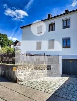 Großzügige und helle 3-Zimmerwohnung in bester Lage in Passau! - Passau