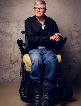 Biete Schlafgelegenheit bzw. Mitwohnmöglichkeit, bei mir m60/ NR Jahre in Nürnberg 2 min zur U-Bahn, Miete = Hilfe im Haushalt/ kochen bei Rollstuhlfahrer/ NR - Nürnberg