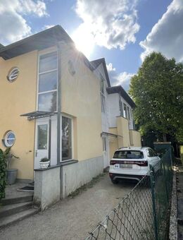 Wohnen & Vermieten: Gepflegtes 2-Familienhaus in Toplage von Bad Homburg-Kirdorf - Bad Homburg (Höhe)