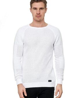 Rusty Neal Strickpullover mit modernem Rundhalsausschnitt