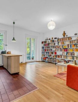 Bezugsfreie 3-Zimmer-Wohnung mit zwei Bädern und zwei Balkonen - Berlin