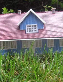 Gepflegte Kapitalanlage mit 24 Wohnungen, 5 Garagen und 3 Stellplätzen - Essen