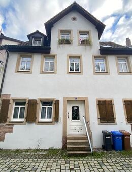 Kapitalanleger gesucht! Solides 5-Parteienhaus in Innenstadtlage - Kulmbach