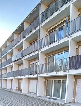 Moderne 1-Zimmer-Wohnung mit Terrasse, Einbauküche und Stellplatz - kompakt & funktional - Erlangen
