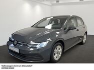 VW Golf, 2.0 TDI Life, Jahr 2021 - Düsseldorf