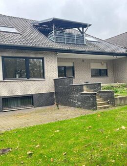 Großzügiges Zweifamilienhaus in Lehrte Hämelerwald - Lehrte