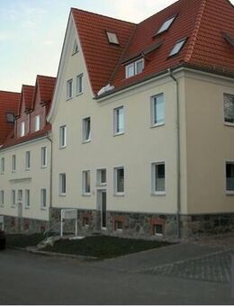 HELLE 2 RAUM -WOHNUNG IN NETZSCHKAU - Netzschkau