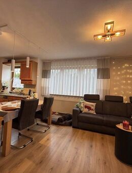 2,5 Zimmer-Whg EG inkl. Terrasse, ca. 69 m² Garten und TG-Stellplatz in Pfalzgrafenweiler - Pfalzgrafenweiler