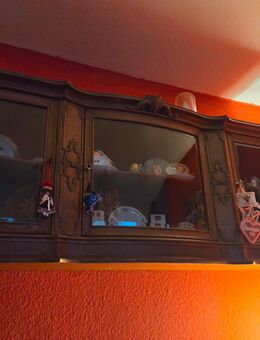 Wandvitrine/Hängeschrank aus Massivholz - Ronnenberg