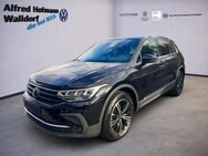 VW Tiguan, 1.5 TSI Move, Jahr 2023 - Walldorf (Baden-Württemberg)