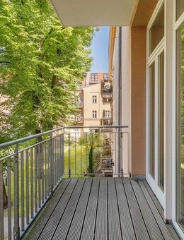 Leben am Koppenplatz: Elegantes Apartment mit denkmalgeschütztem Gemeinschaftsgarten - Berlin