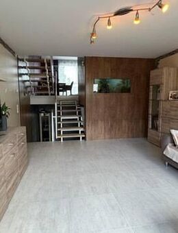 Modernes Reihenmittelhaus + 2 Stellplätze und Garten - Solingen (Klingenstadt)
