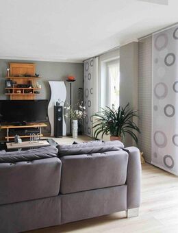 Helle 4 Zimmer Dachgeschosswohnung mit Balkon in zentraler ruhiger Lage - Gera
