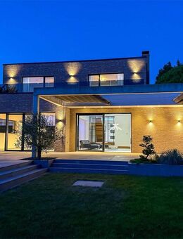 Zeitlose Architektur: Eine Villa der Extraklasse! - Wassenberg