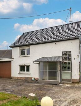Seelscheid: Freistehendes Einfamilienhaus mit schönem Grundstück sucht Handwerker! - Neunkirchen-Seelscheid