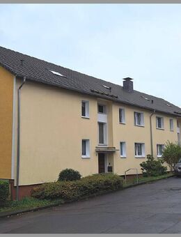Betongold mit top Rendite - Mehrfamilienhaus mit 12 Wohneinheiten und 4 Garagen - Gummersbach