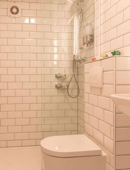 Moderne & möblierte 1-Zimmer Wohnung mit Einbauküche und Balkon - Düsseldorf