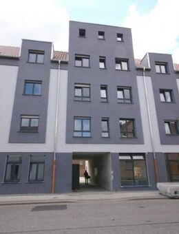Exklusiv wohnen in der City 3 Zimmer mit Balkon - Stendal (Hansestadt)