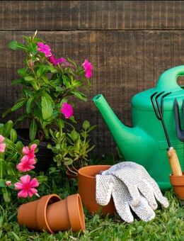 Zuverlässige Hilfe bei Gartenarbeit, Entrümpelung & Umzügen - Duisburg