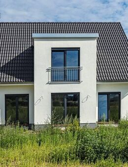 Neubau: Nachhaltiges Wohnen mit historischem Ausblick! - Pattensen