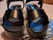 Plateausandalen Koi Footwear 42 - Wildau