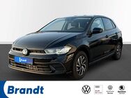 VW Polo, 1.0 TSI Life, Jahr 2024 - Bremen