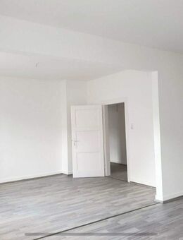 Modernisierte Altbauwohnung in zentraler Lage - Bielefeld