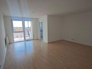 3-Zimmer-Wohnung mit mit Balkon und EBK in Nürnberg - Nürnberg