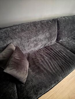 Neuwertiges schwarzes Sofa + Beistellteil - 10 Monate alt - München