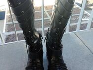 Fast neue Gothic Stiefel - Offenburg