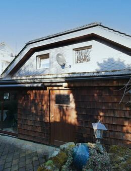 Großzügiges Haus mit Option für Wohnen und Gewerbe - ideal für Familien oder Selbstständige - Horn-Bad Meinberg