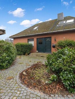 Bungalow mit Vollkeller und ausgebautem Dachgeschoss in Sackgassenendlage - Schenefeld (Landkreis Steinburg)