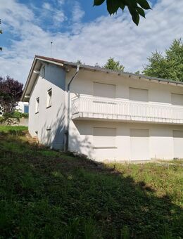 Zweifamilienhaus mit Garage und Garten in 94094 Rotthalmünster zu verkaufen - Rotthalmünster