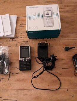 Sony Ericsson K220i mit Zubehör - Augsburg Zentrum