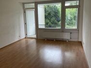 Demnächst frei! 2-Zimmer-Wohnung in Düsseldorf Garath mit Balkon - Düsseldorf