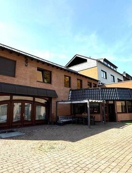 IMWRC – Nutzflächen&Wohnflächen in Harmonie! Gepflegtes Wohnhaus mit Halle und extra Baugrundstück! - Wuppertal