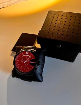 Diesel Herrenuhr aus Sammlung mit OVP - top - Berlin