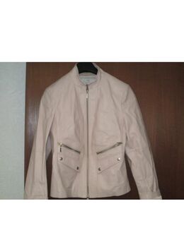 eine neuwertig moderne echt Lederjacke rosa Gr 36/38 von der FirmaTMC wurde 2 x getragen , um Platz zu schaffen geben sie wir ab für Selbstabholer Versand innerhalb Deutschland zuzüglich 6,75€ für Porto und Verpackung vers. als HermesPaket M - Bochum
