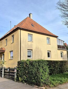 Charme trifft Historie: Zweifamilienhaus mit großem Garten und sehr viel Potenzial zur kreativen Gestaltung - Bönnigheim